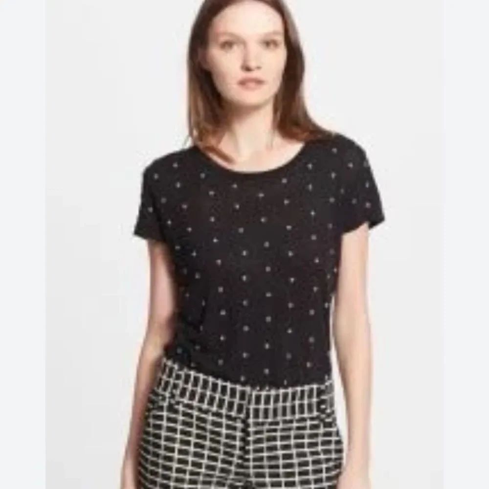 Alice + Olivia Robin Embellished Short Sleeve Shirt Women’s Medium
